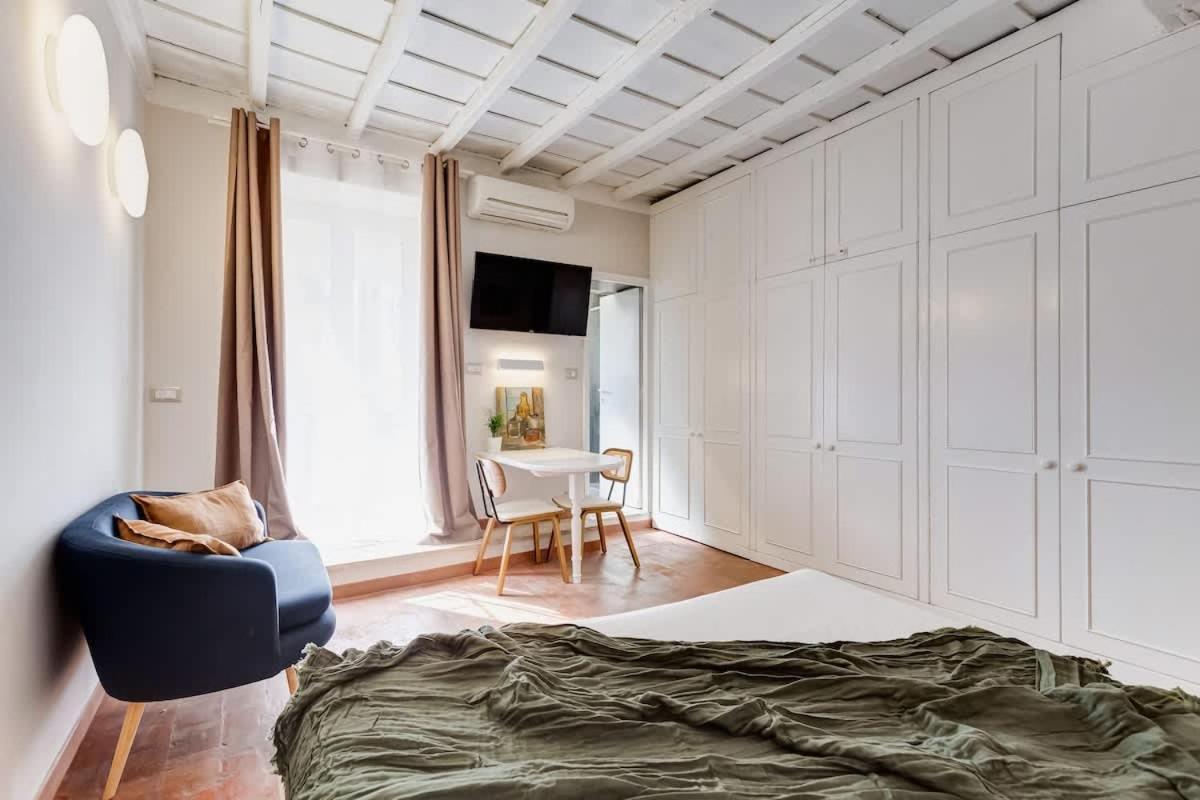 Romantic With Balcony Near Navona Square *